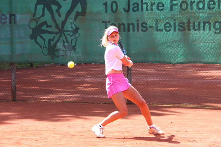 Sparda-Bank-Cup: Katharina Huhnholz erneut im Halbfinale