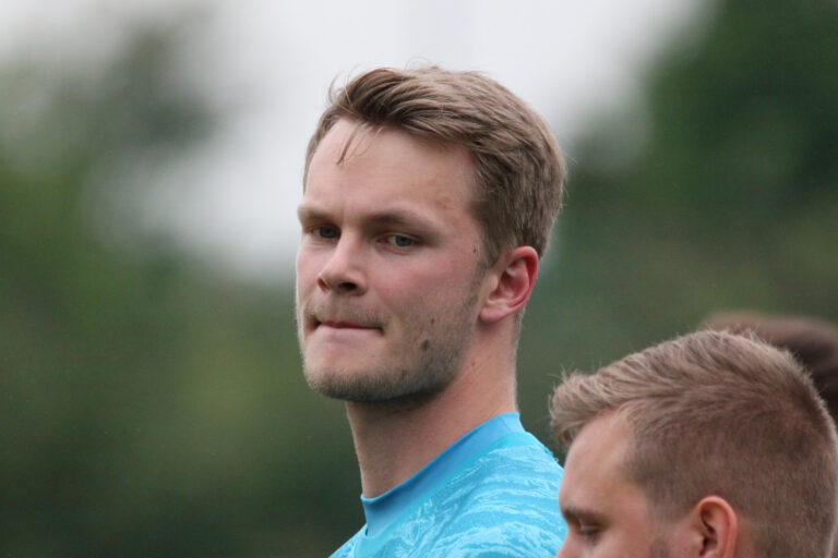 Ex-Nord Torwart Lasse Sievers wechselt zum FC Tarp-Oeversee